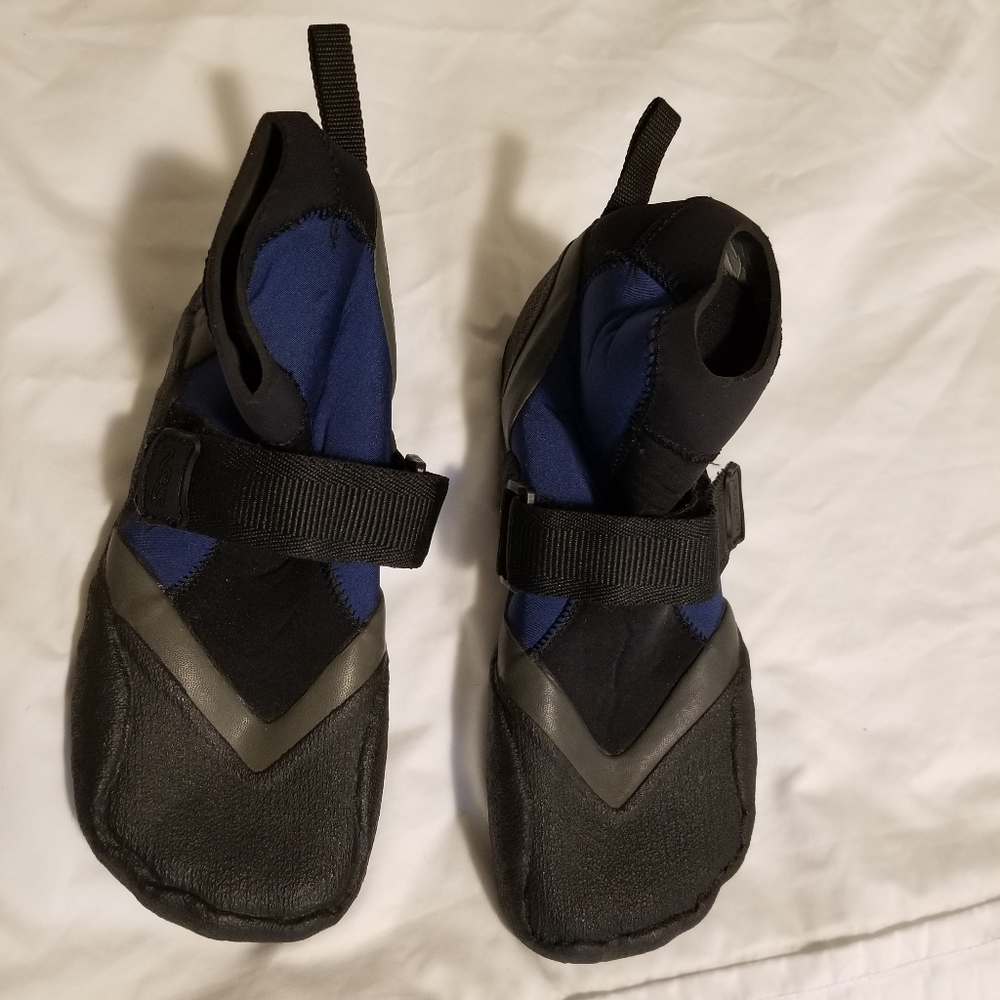 NRS titanium neoprene water shoes